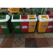 Thùng rác nhựa 3 ngăn có nắp đậy loại nhỏ 