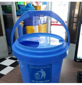 Xô đựng chất thải, bông băng
