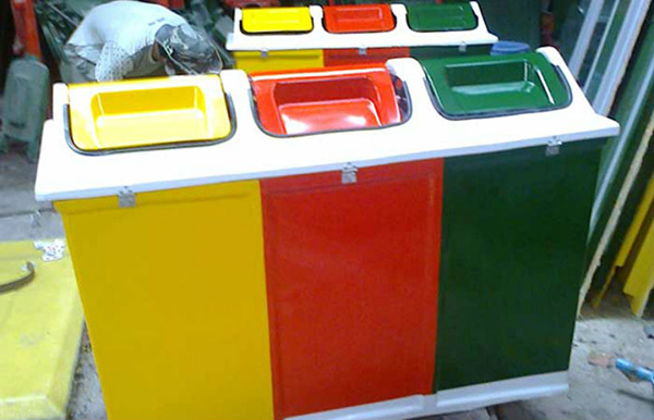 thung-rac-nhua-3-ngan