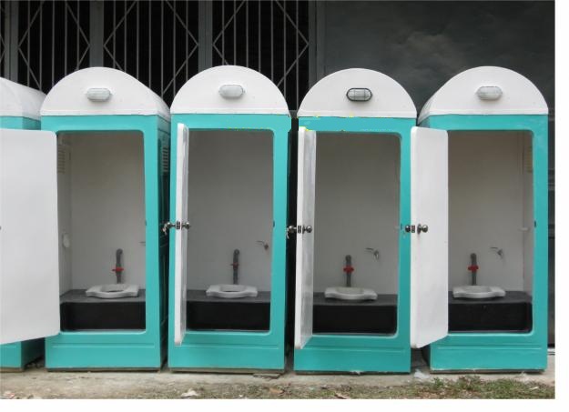 nhà vệ sinh di động